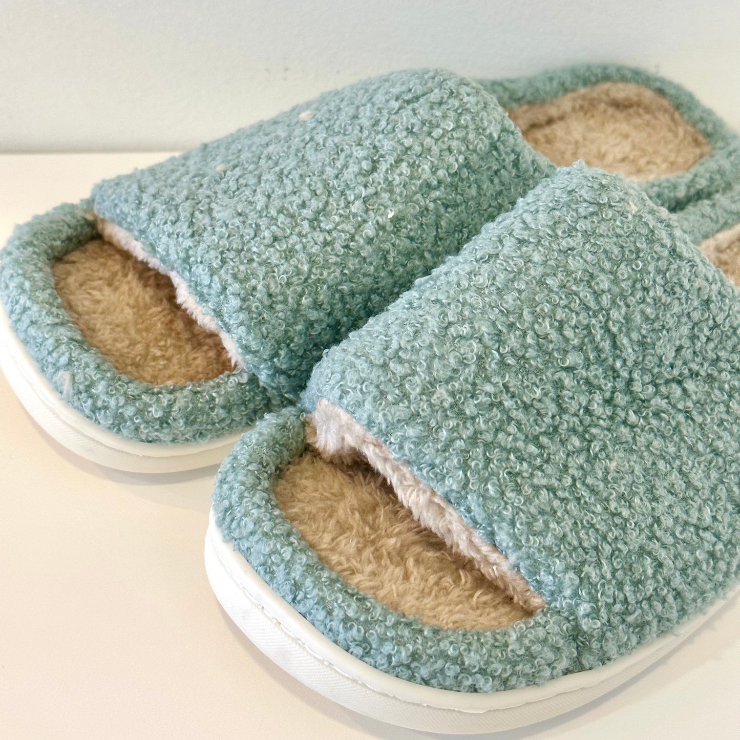 Blue Open-toe Slippers