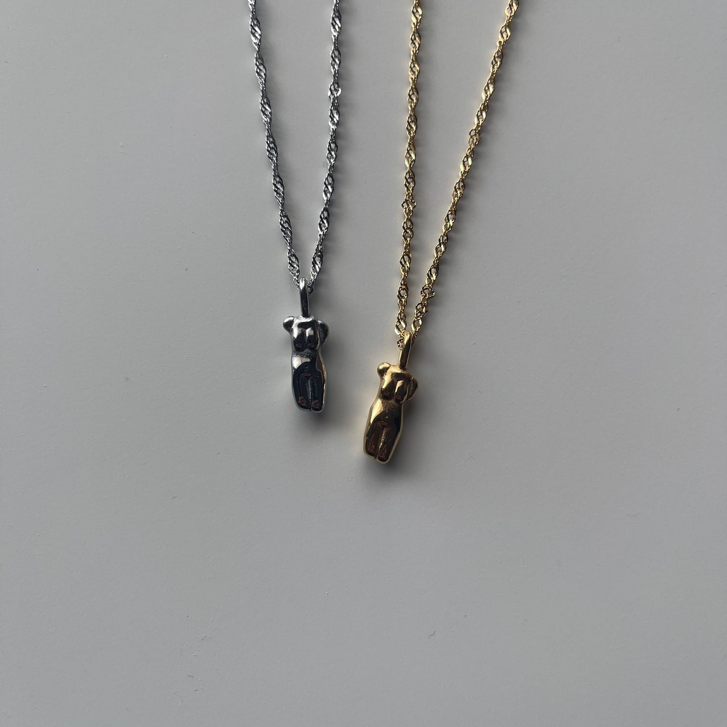 Femme Necklace