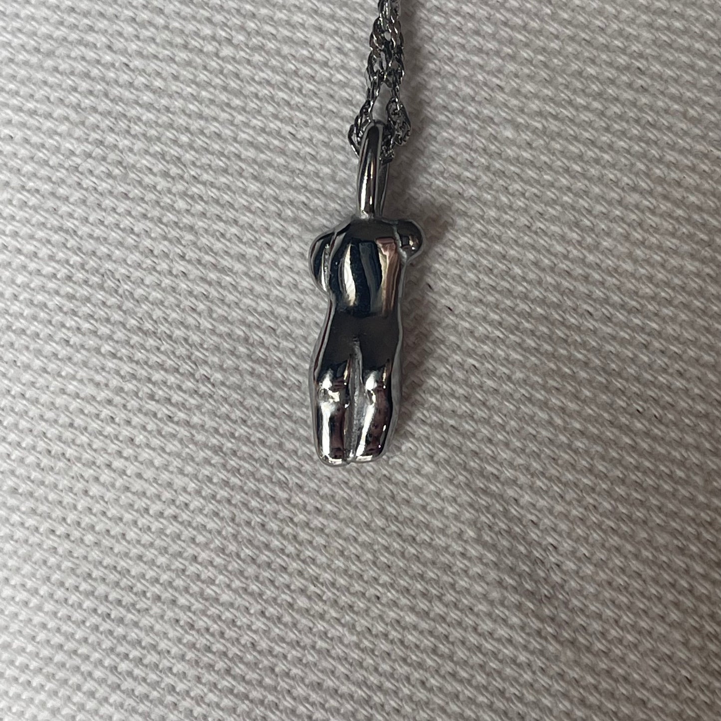 Femme Necklace