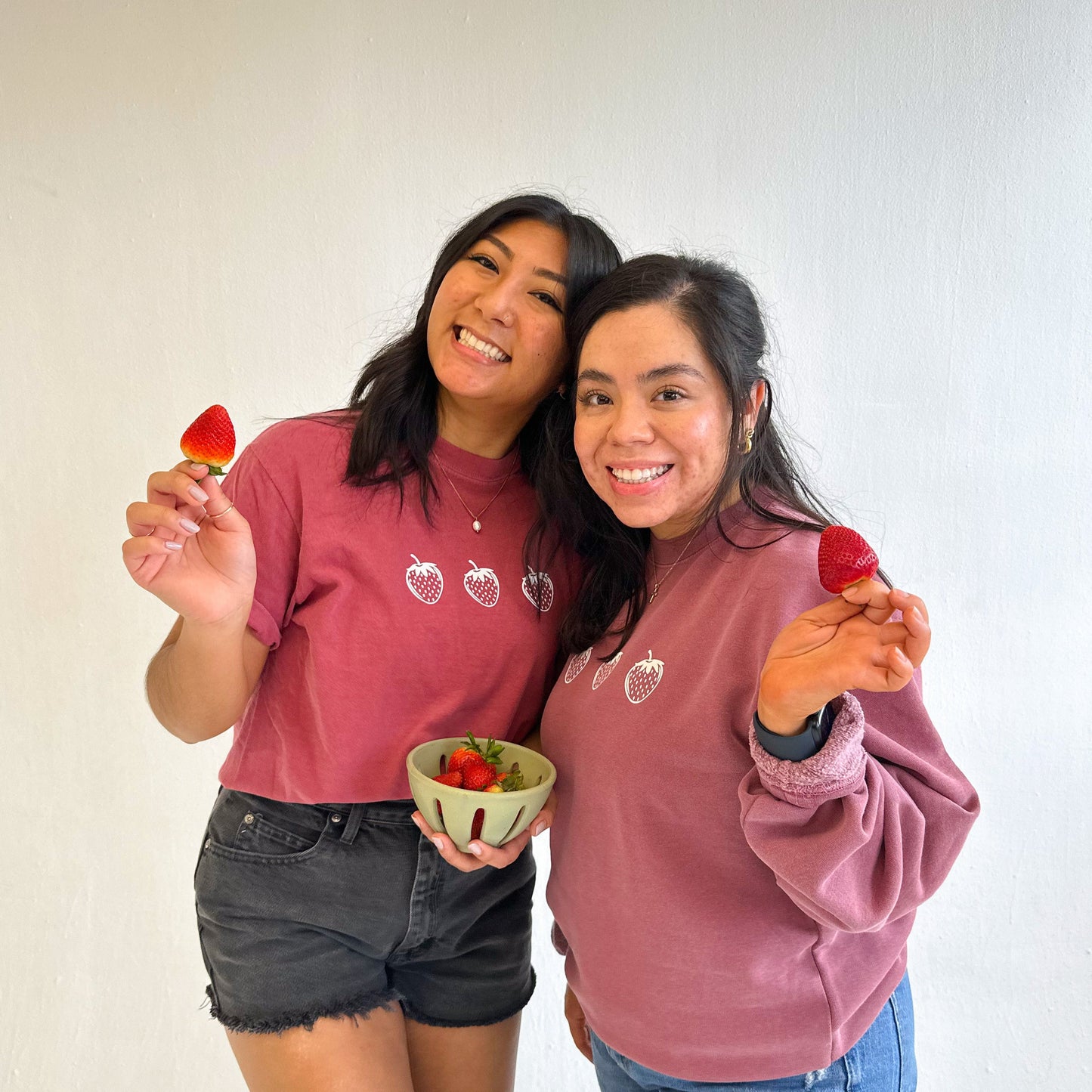 Strawberries T-shirt - Red