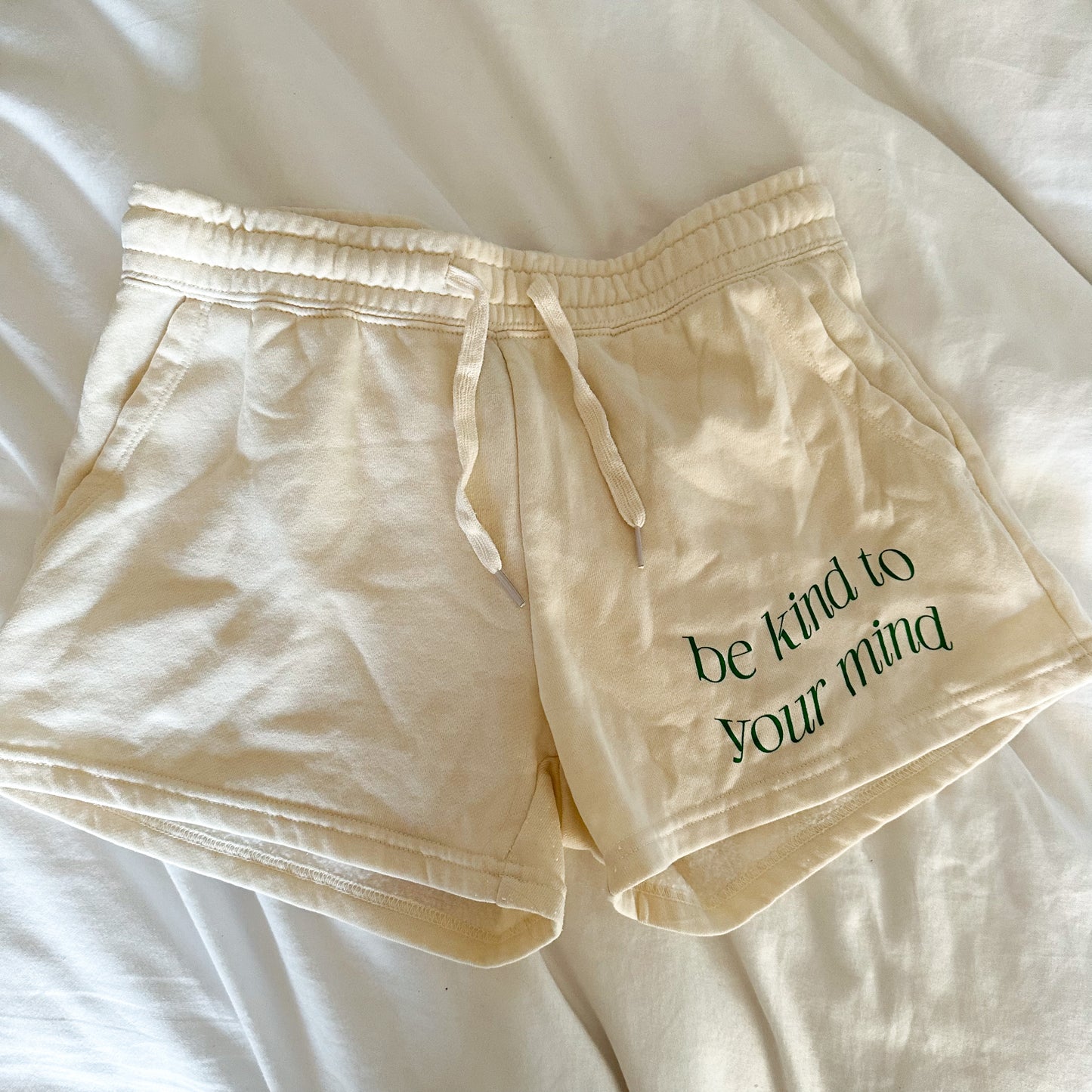 Be kind to your mind Sweatshorts